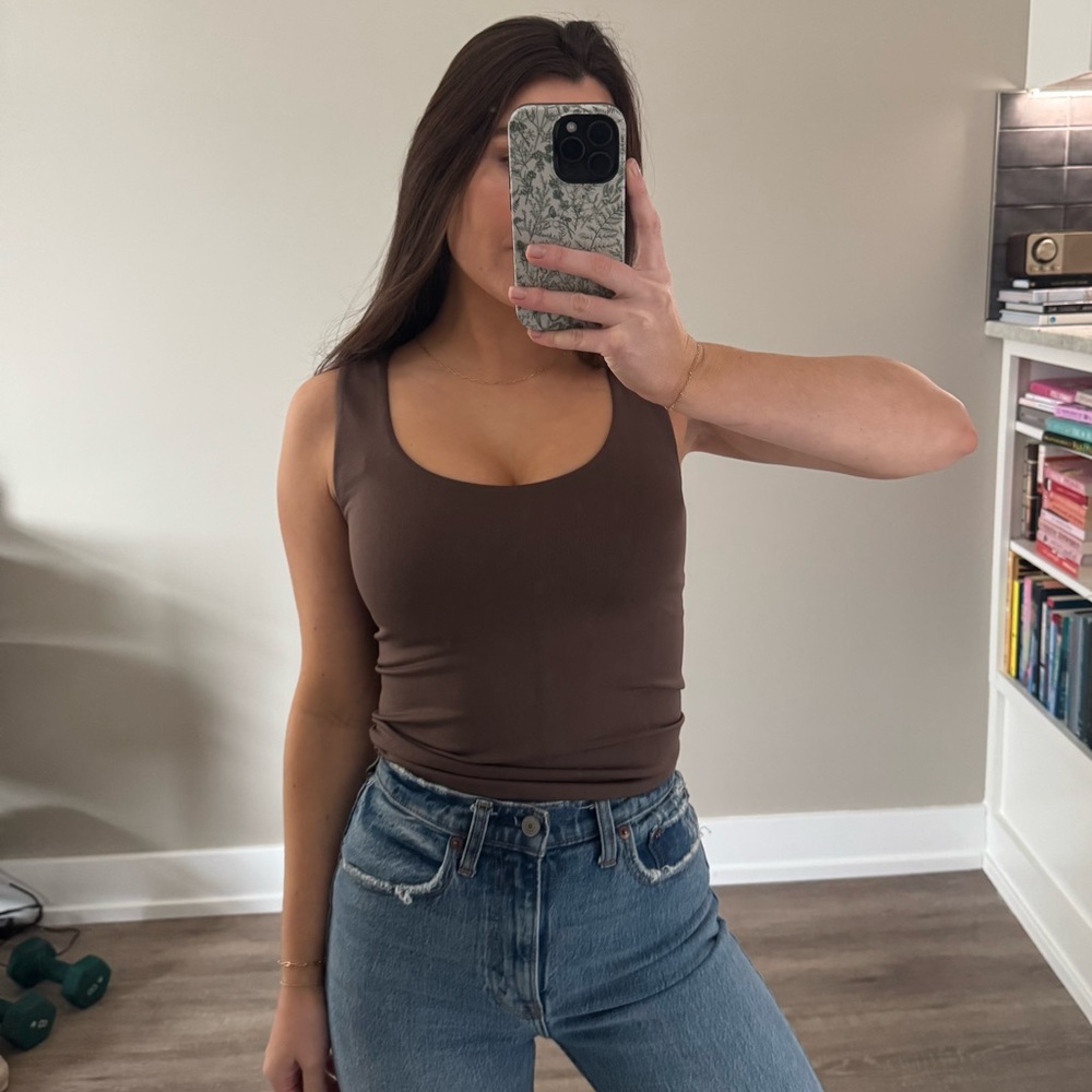 Scoopneck Tank